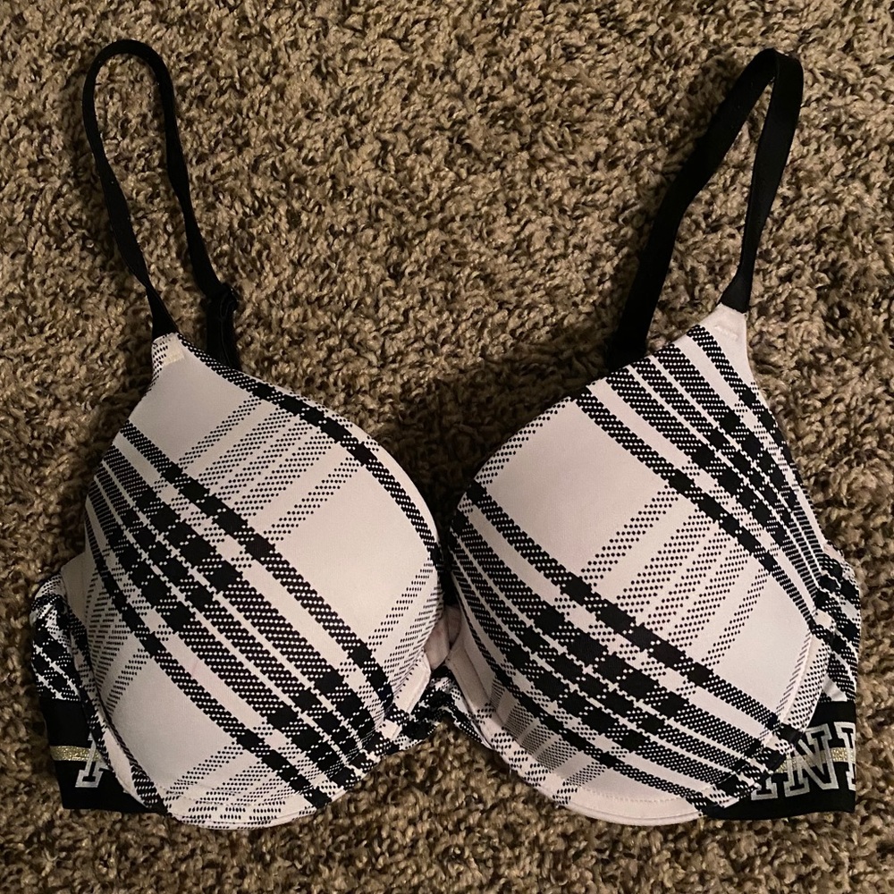 Victoria’s Secret Pink Bra